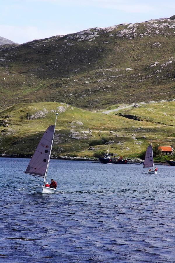 Lochedge Lodge Bunaveneadar Exteriör bild